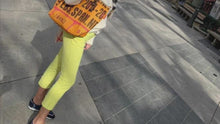 Laden und Abspielen von Videos im Galerie-Viewer, HOGACA coole Damen-Handtasche aus wiederverwendeten Kaffeebohnensack-Leinen Mod.3 &quot;18402&quot;, in 9 tollen Farben
